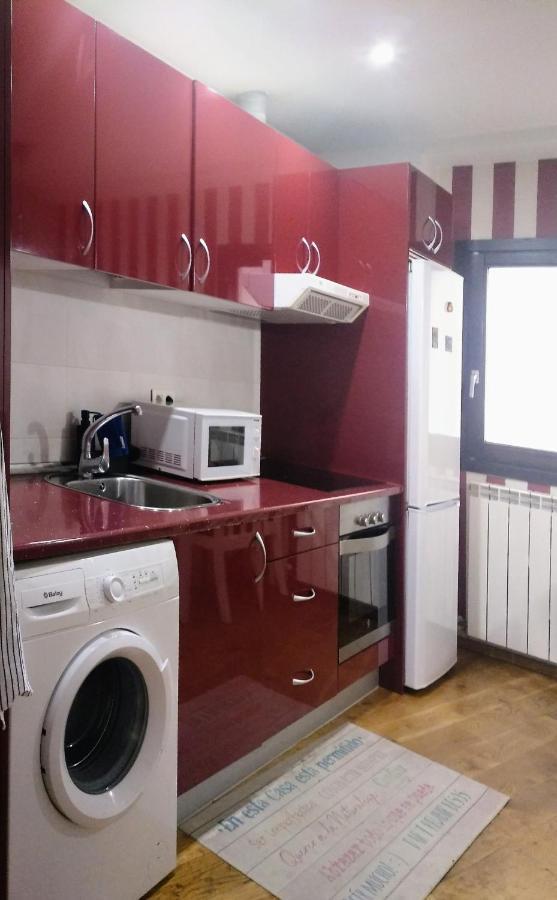 Junto Al Pilar Appartement Zaragoza Buitenkant foto