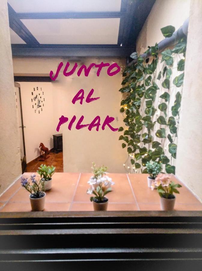 Junto Al Pilar Appartement Zaragoza Buitenkant foto